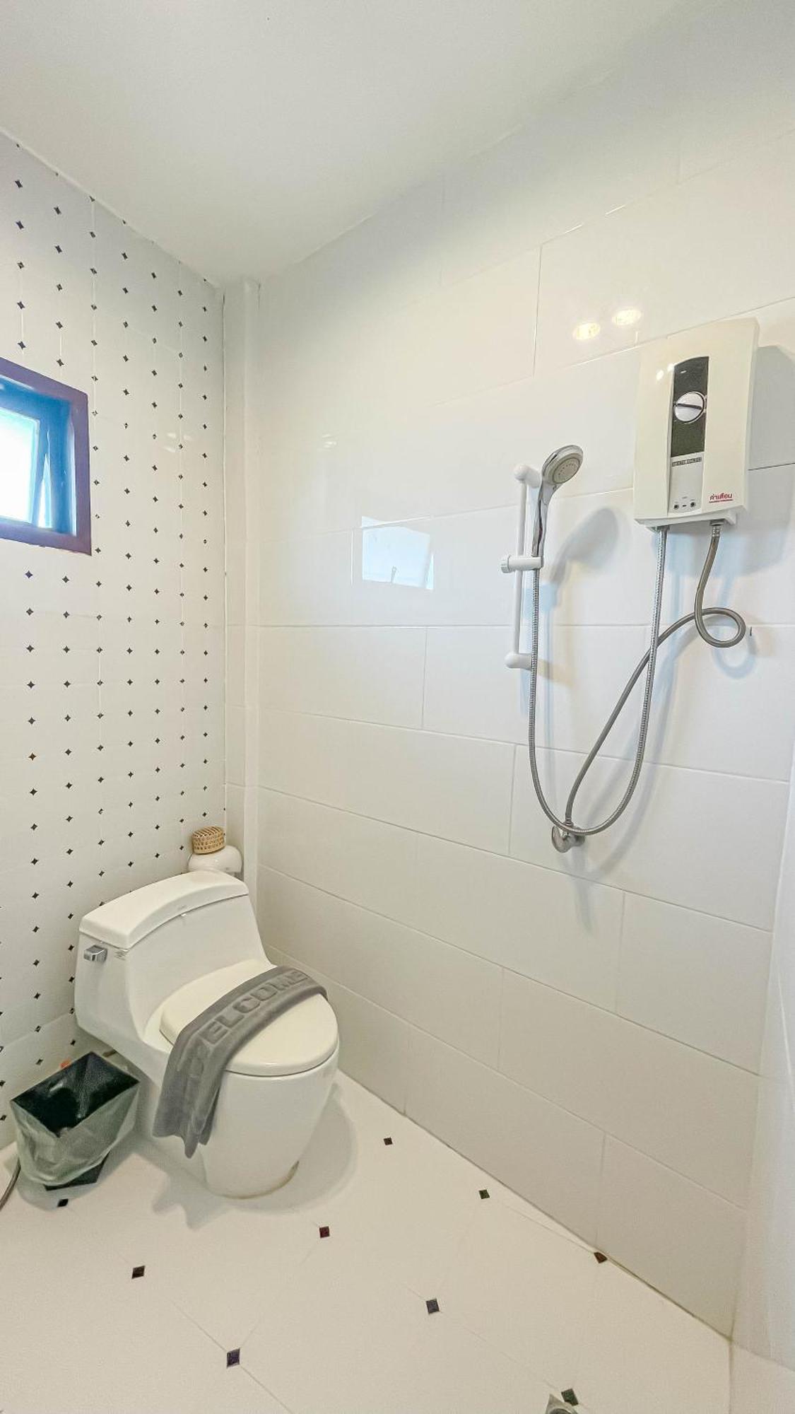 Rublom Chomview Pranburi Aparthotel Ban Nong Sua  Phòng bức ảnh